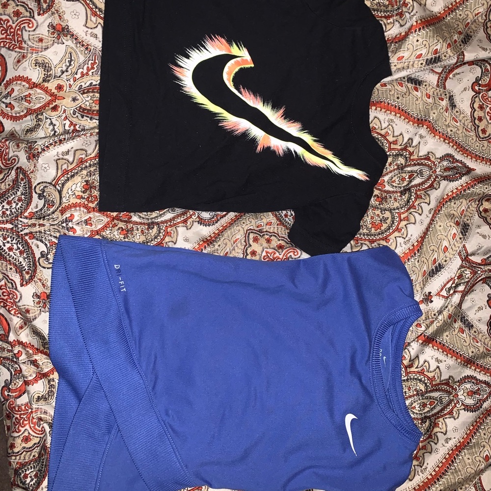 2t Nike shirts
